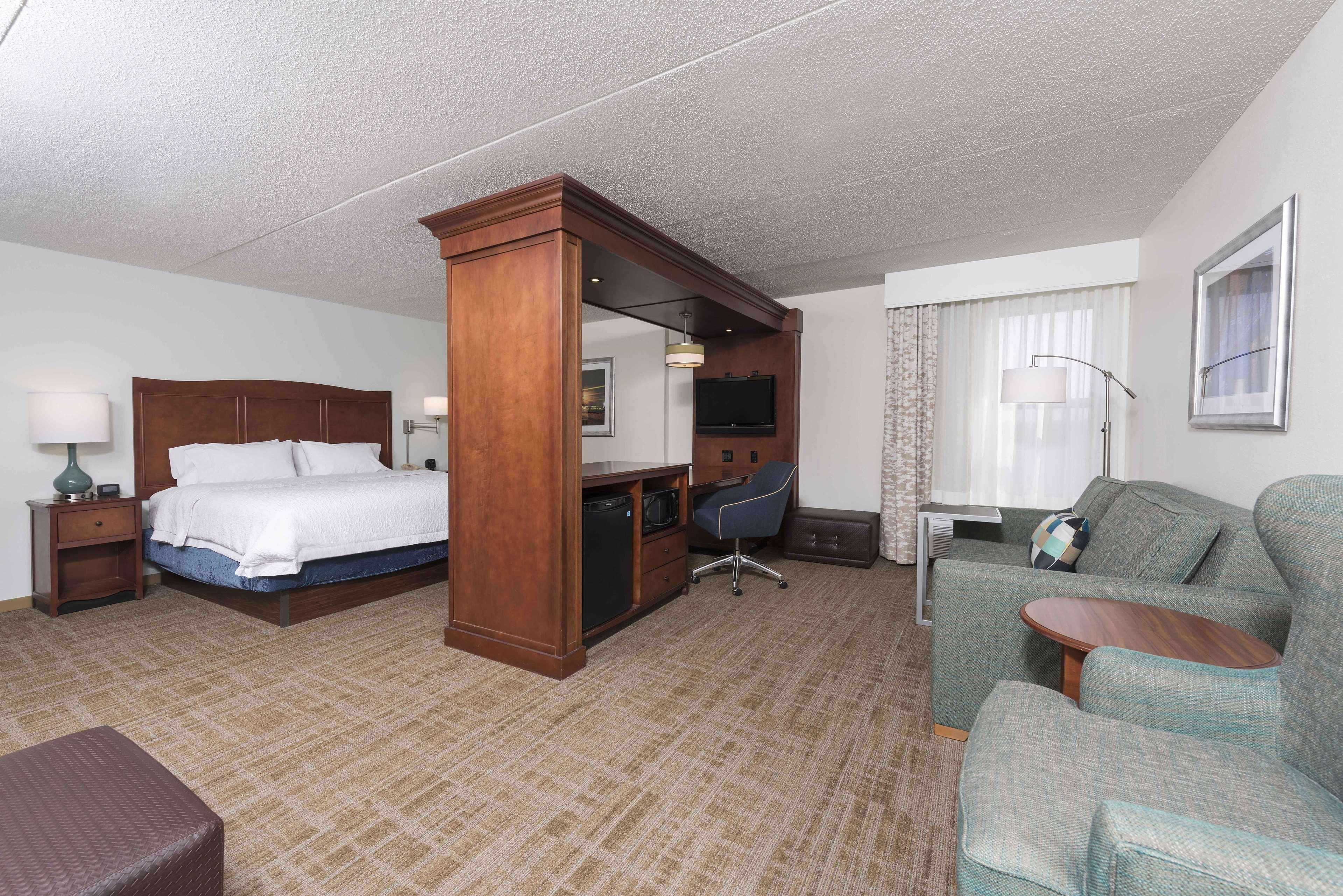 Hampton Inn Grand Rapids/North Walker Exterior photo