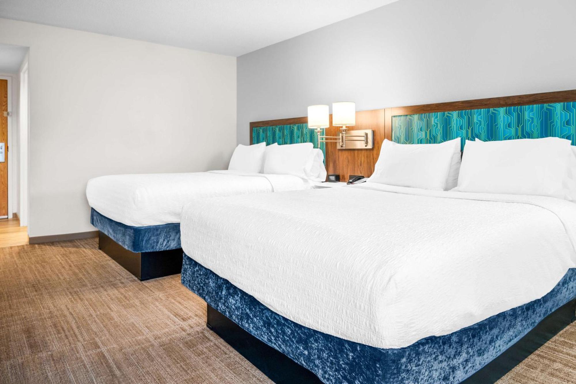 Hampton Inn Grand Rapids/North Walker Exterior photo