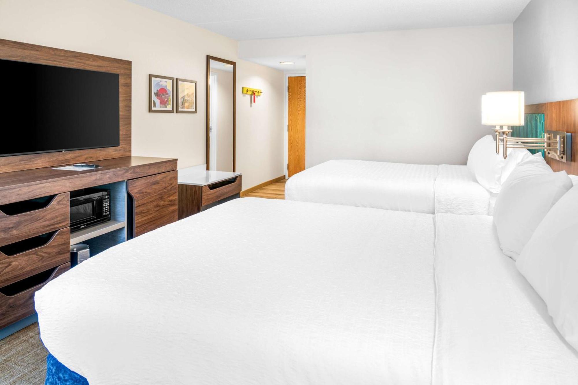 Hampton Inn Grand Rapids/North Walker Exterior photo