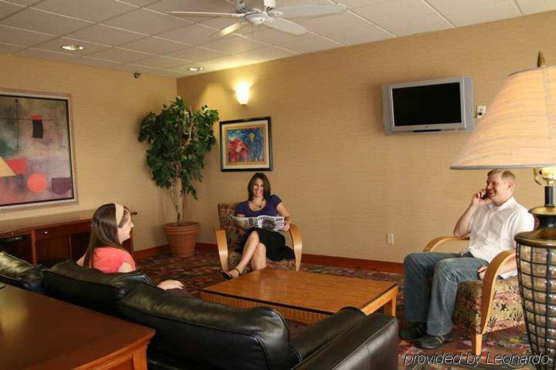 Hampton Inn Grand Rapids/North Walker Interior photo