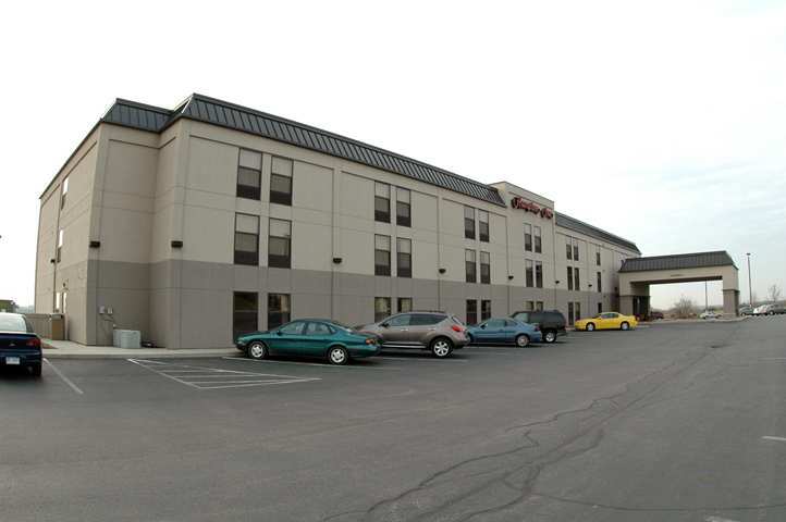 Hampton Inn Grand Rapids/North Walker Exterior photo